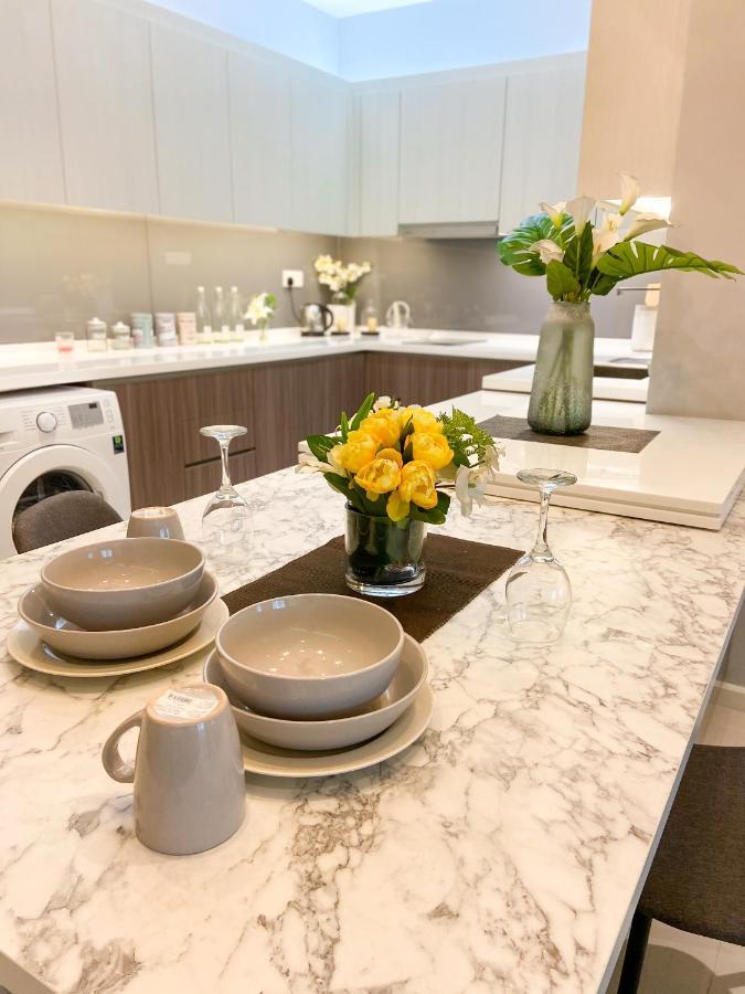 Suasana Residence By Nest Home Johor Bahru Bagian luar foto