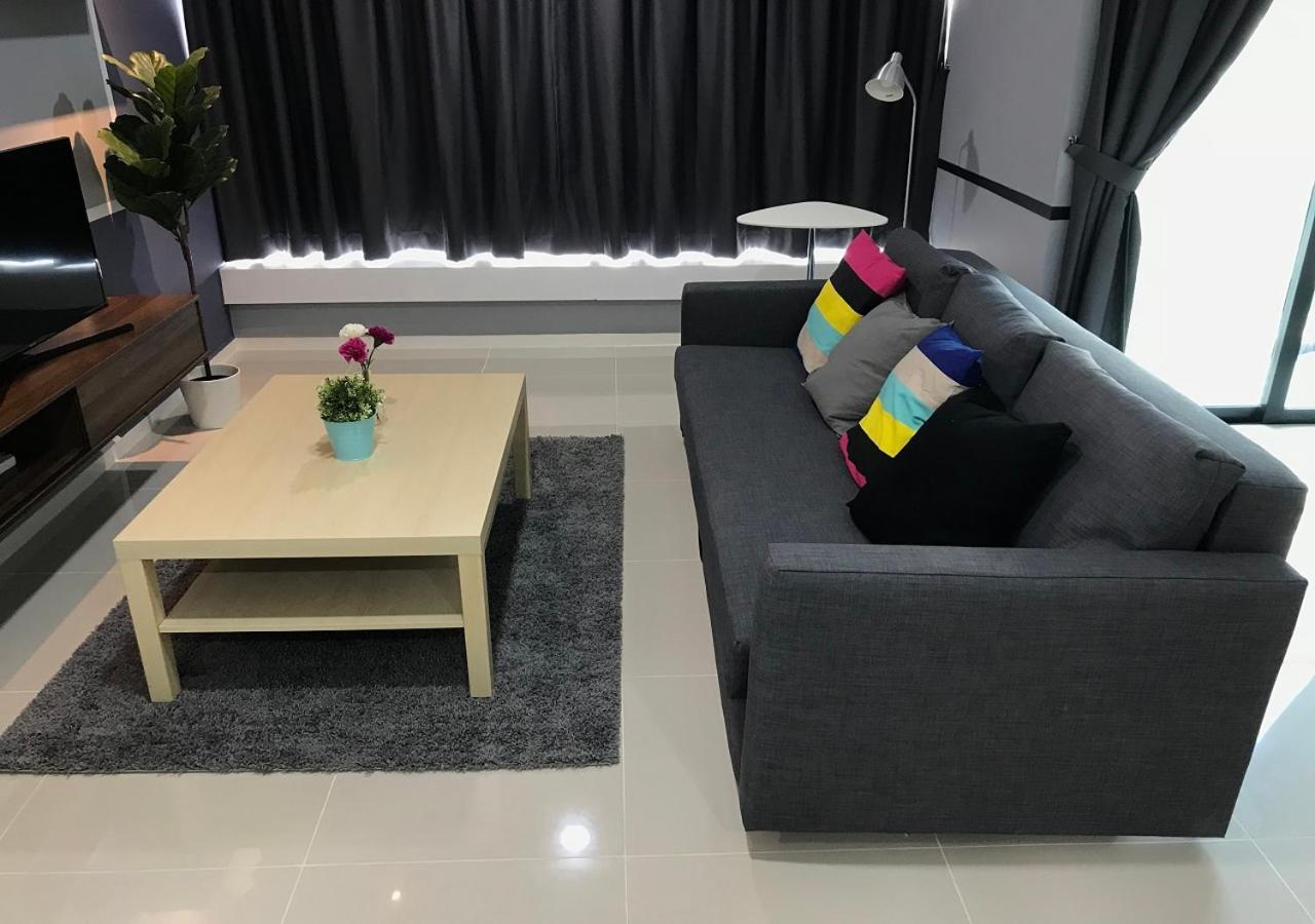 Suasana Residence By Nest Home Johor Bahru Bagian luar foto